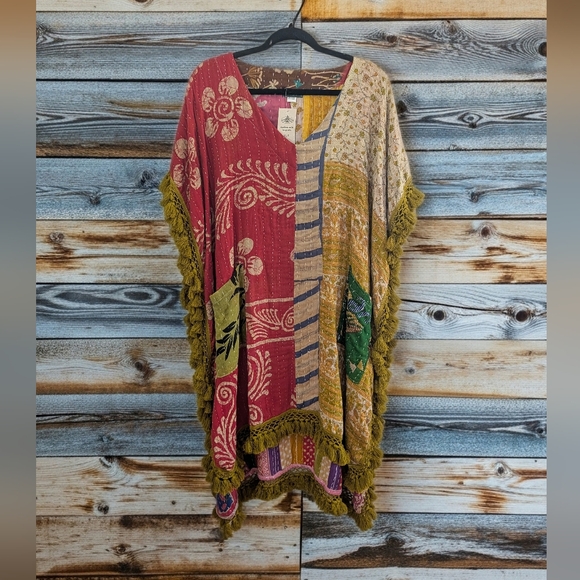 Kathmandu Sweaters - Kantha Patchwork Poncho With Fringe